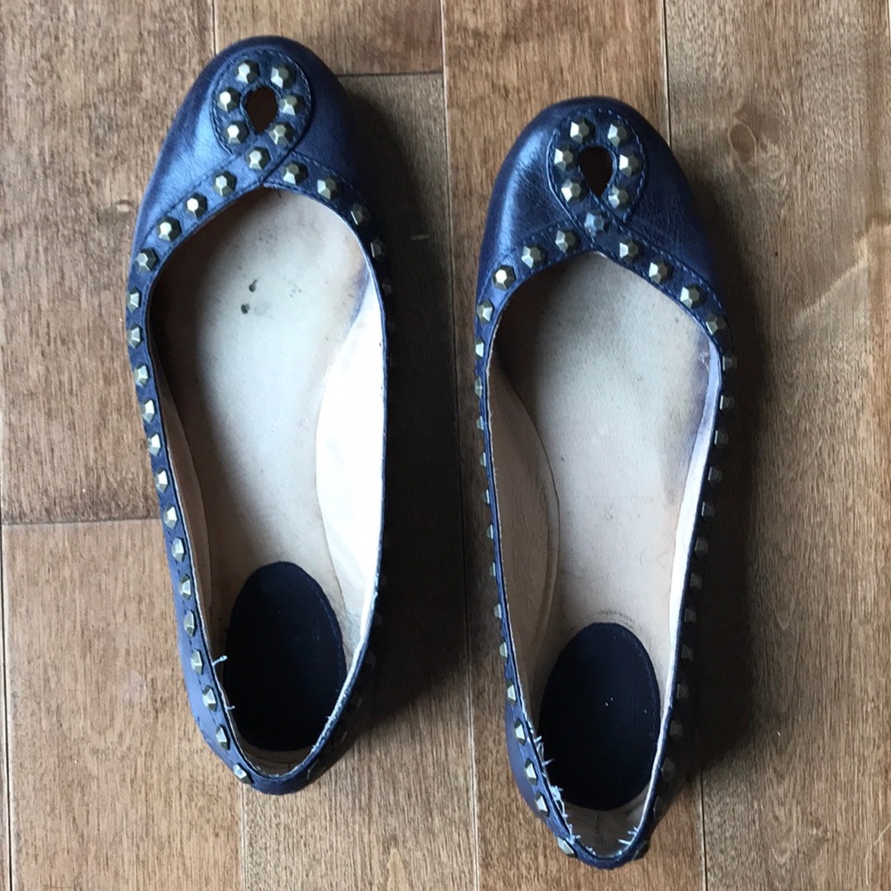 Frye keyhole ballet flats